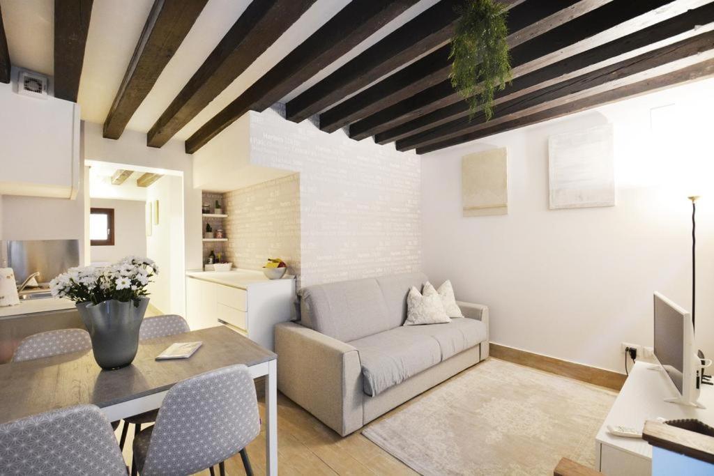 Casanova Flat Apartment Венеция Екстериор снимка